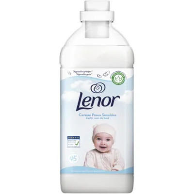 Lenor Caresse Peaux Sensibles Płuk 45p 1L